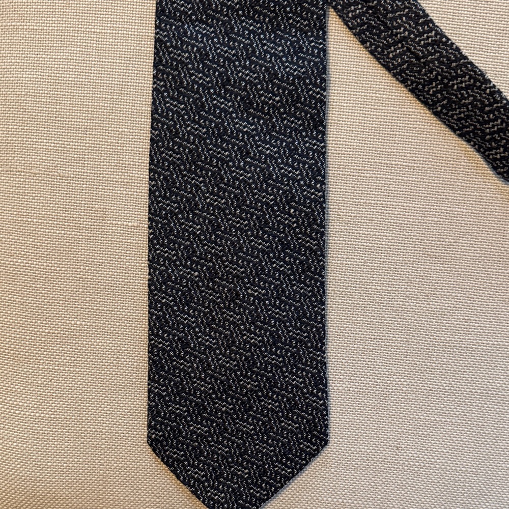 Classic Black and Gray Men's Tie
